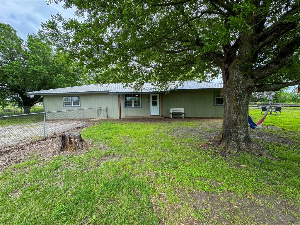 453 County Rd 3011