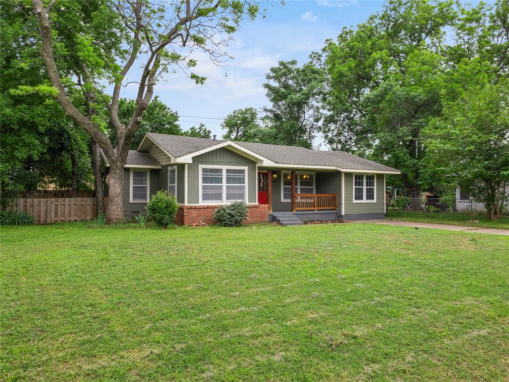 420 E Ellen Ave