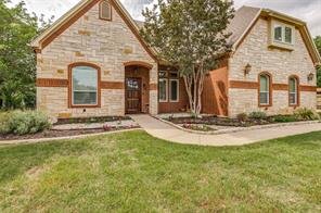 8624 Timber Dr, North Richland Hills, TX 76182
