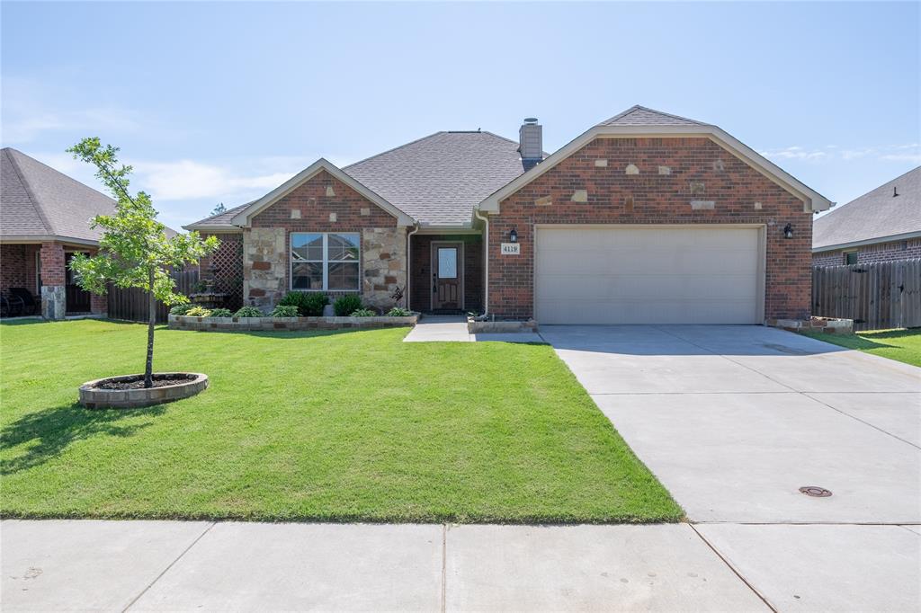 4119 Bridle Path Ln