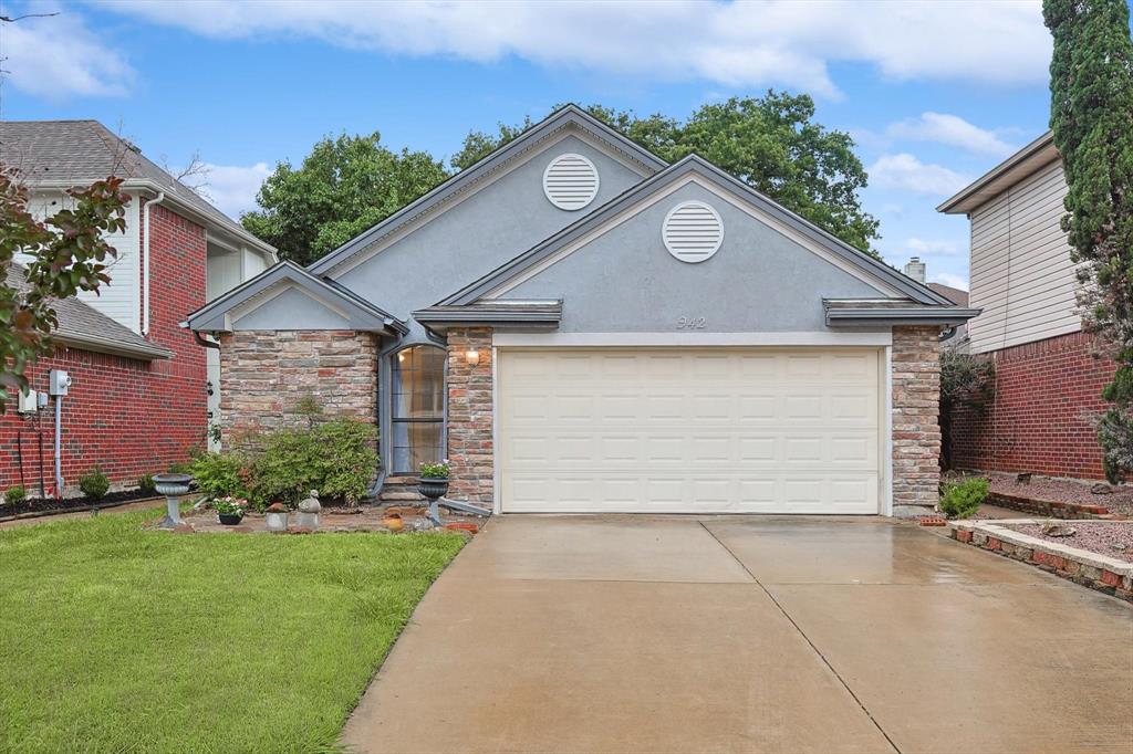 942 Ramblewood Dr