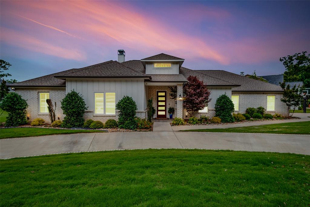 121 Saint Andrews Dr