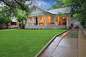 2561 Cockrell, Fort Worth, TX, 76109