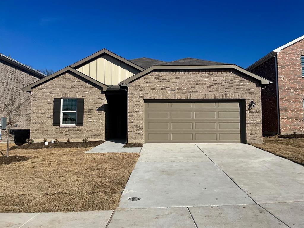 2701 Silver Leaf Ln  