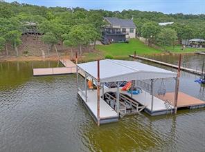 400 Lakeside Dr, Bowie, TX 76230