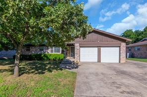 706 Clebud Dr, Euless, TX 76040