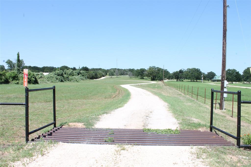 1640 County Rd 2003