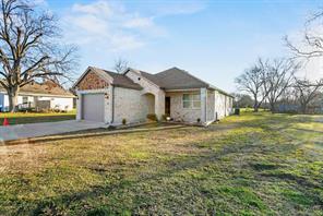 1404 Dr Martin Luther King Jr, Waxahachie, TX, 75165