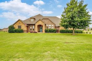 319 Steppes Ct, Weatherford, TX 76087