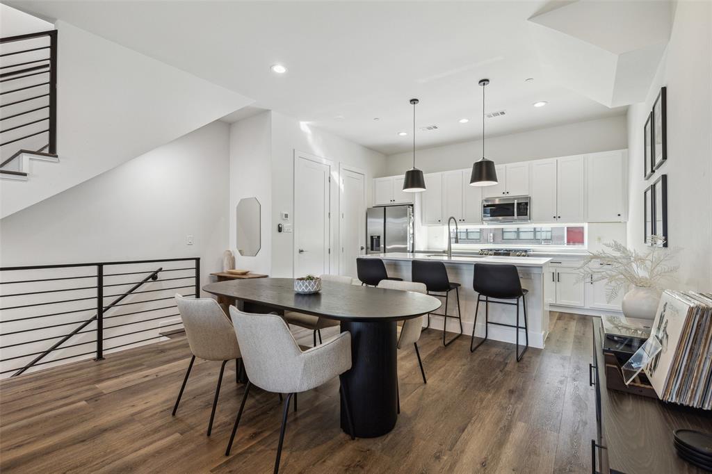 4640 Munger Ave Unit 107