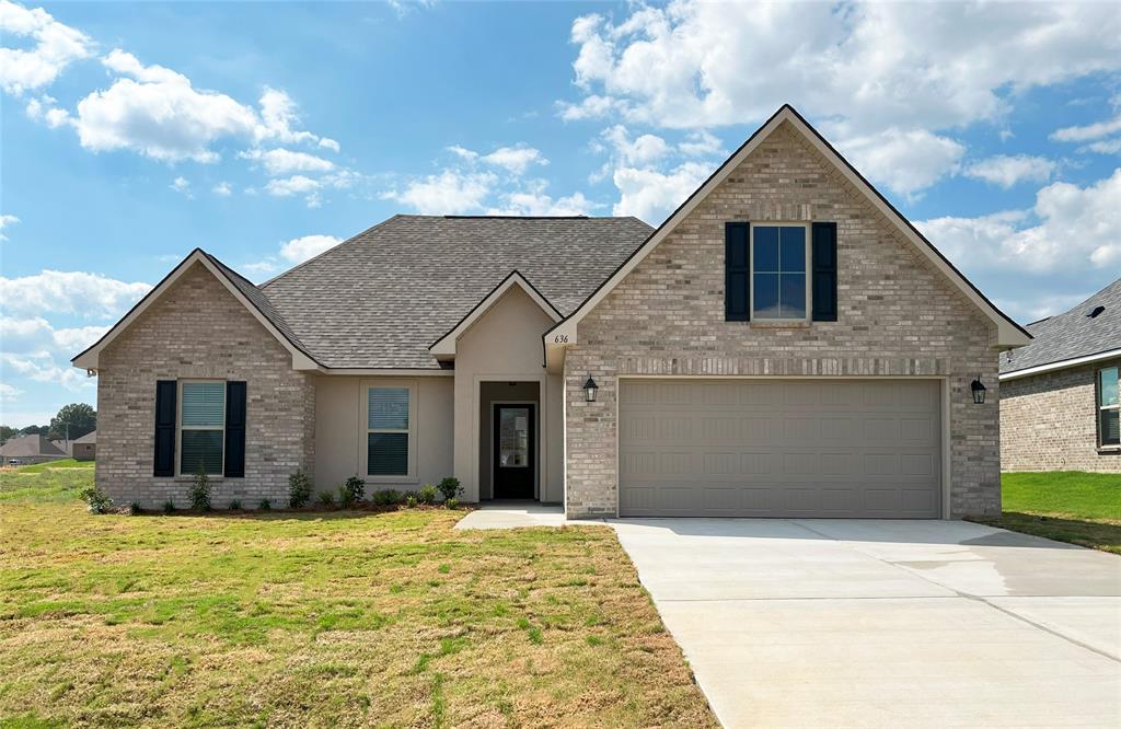 636 Sandy Rdg Cir