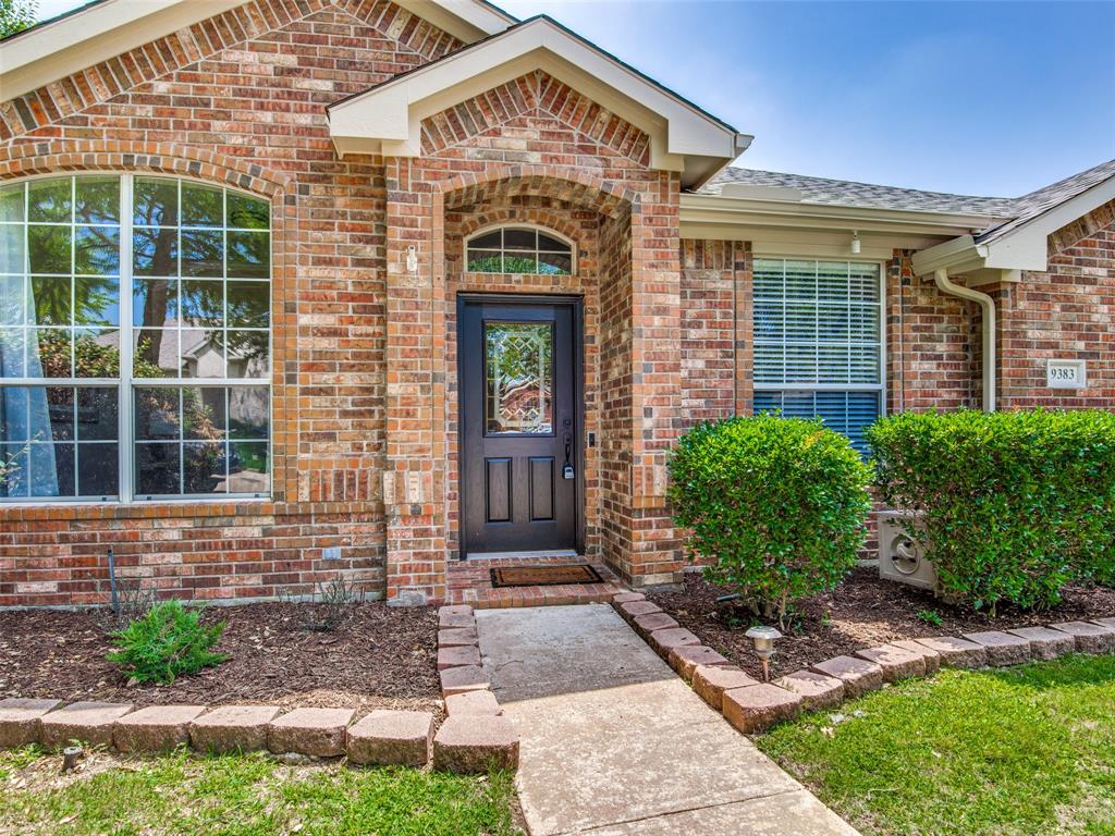 9383 Crossvine Ln  