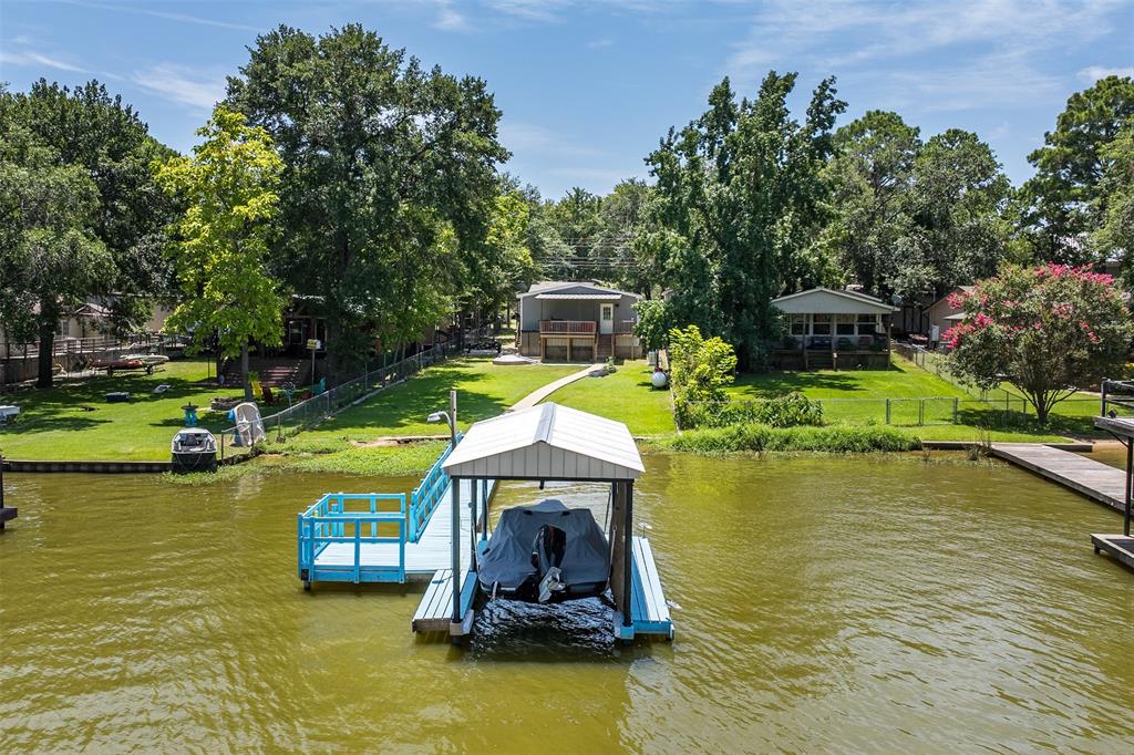 136 Thunderbird Dr