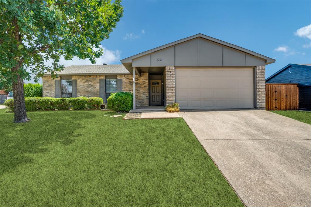 630 Wandering Way Dr