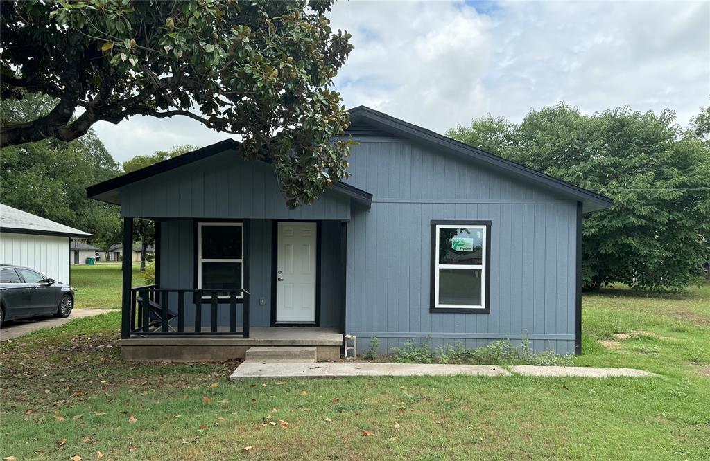 315 Oak Dr  