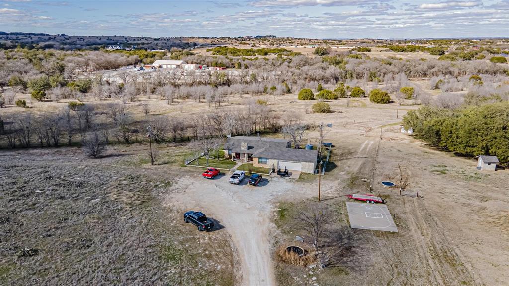 4704 W US Hwy 377