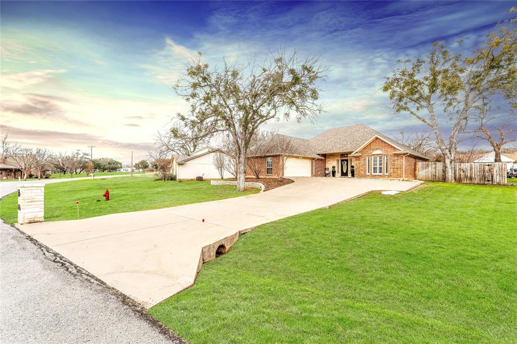 5226 Fairway Cir