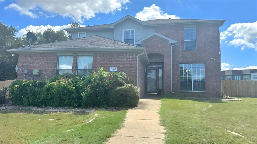 3813 Remington Ct  