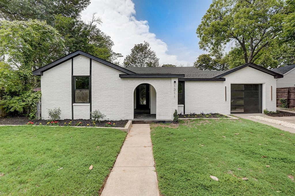 1311 Eagle Dr  