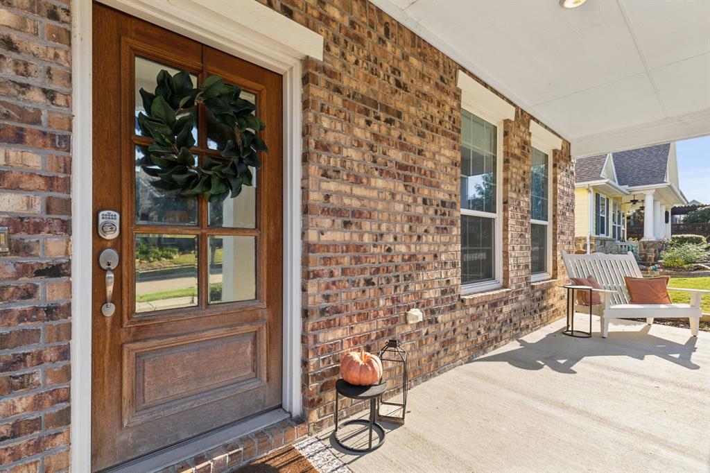 6940 KINGDOM Ests DR