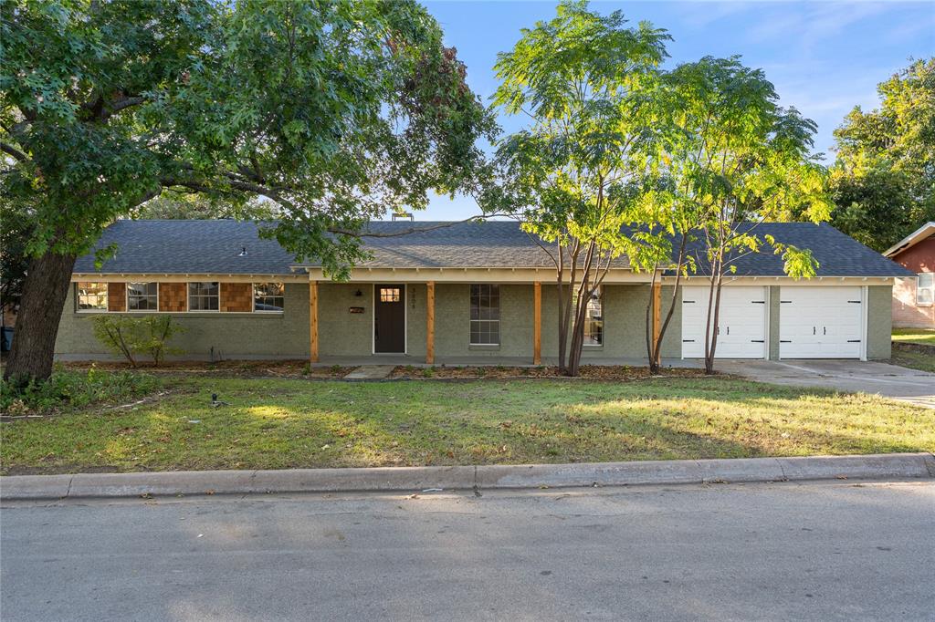 3808 Palomino Dr  