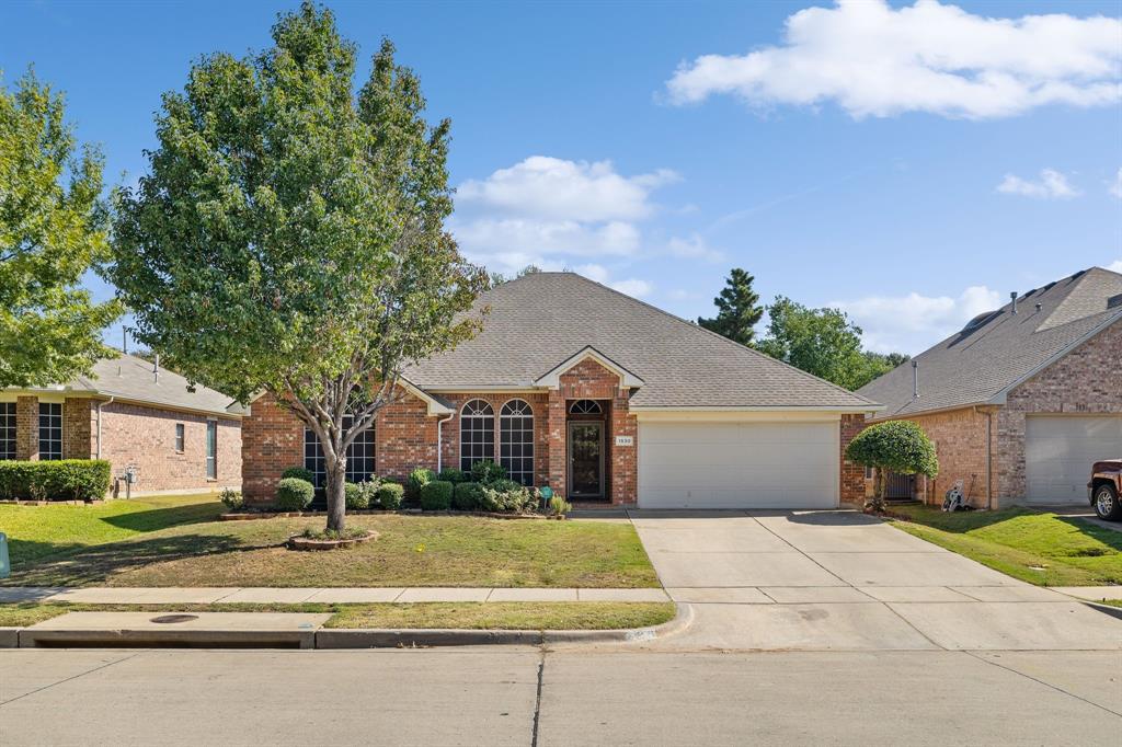 1530 Park Grv Dr  