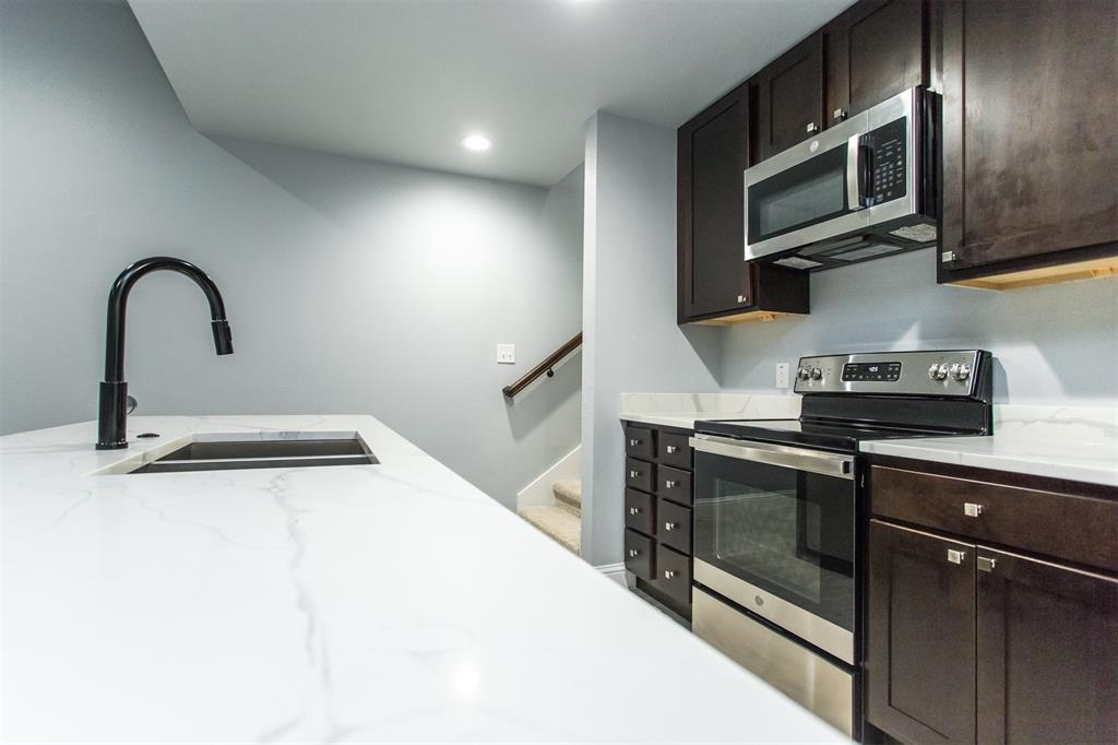 415 415 W Elm St Unit 415  