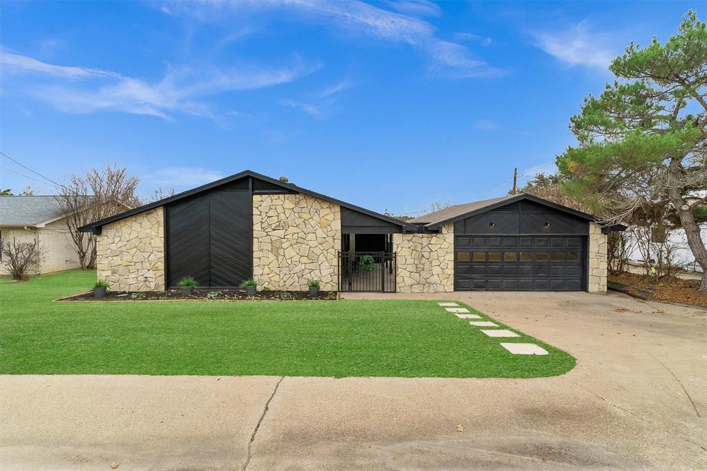 5107 Fairway Cir